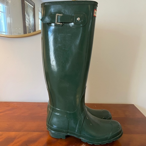 Hunter Dark Green Waterproof Rain Boots - Picture 2 of 11